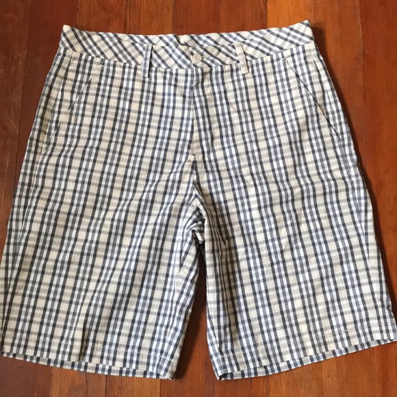 Ashworth shorts - Picture 1 of 2